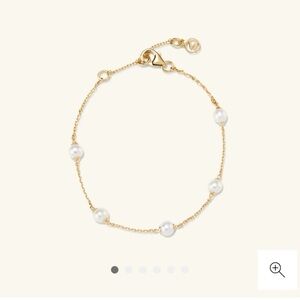 Mejuri pearl satellite bracelet